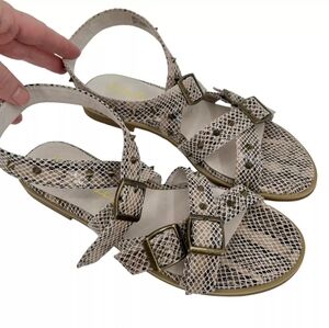 Cute & Stylish Matisse Marlow Leather Studded Snake Print Strappy Sandal Size 9M